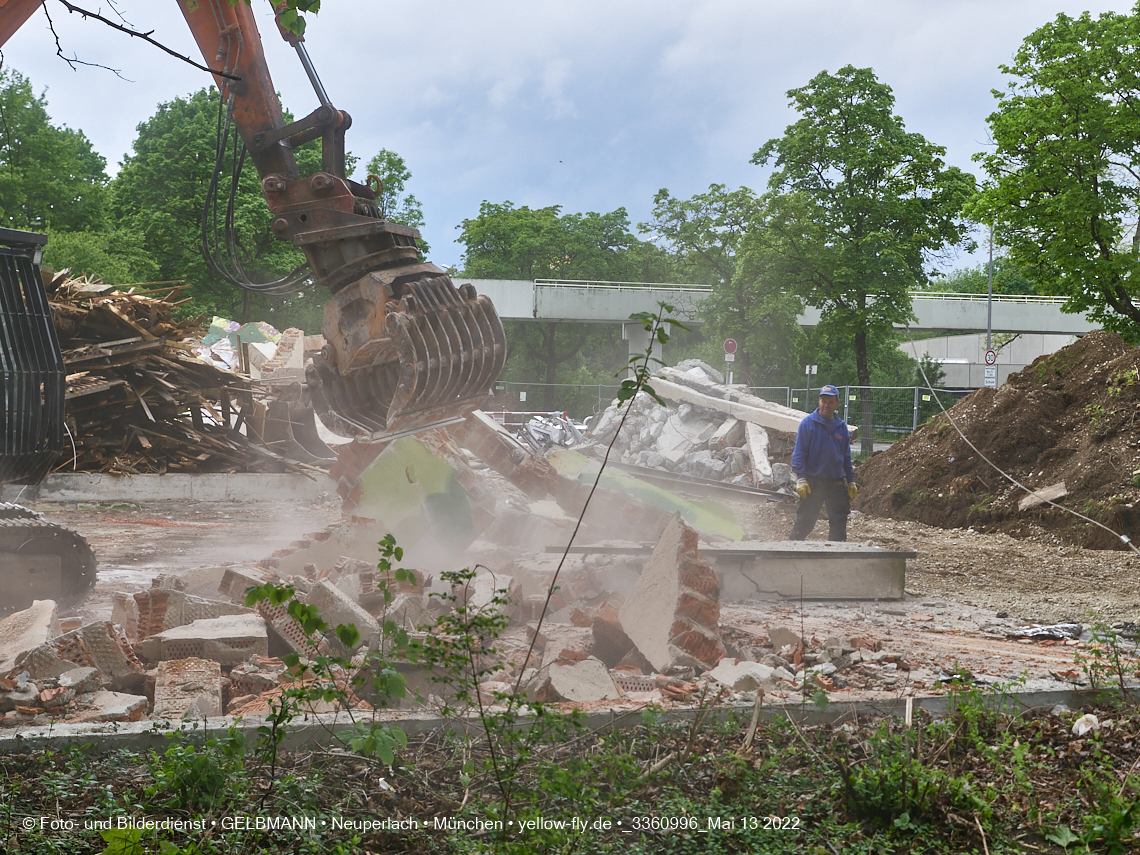 13.05.2022 - Baustelle am Haus für Kinder in Neuperlach